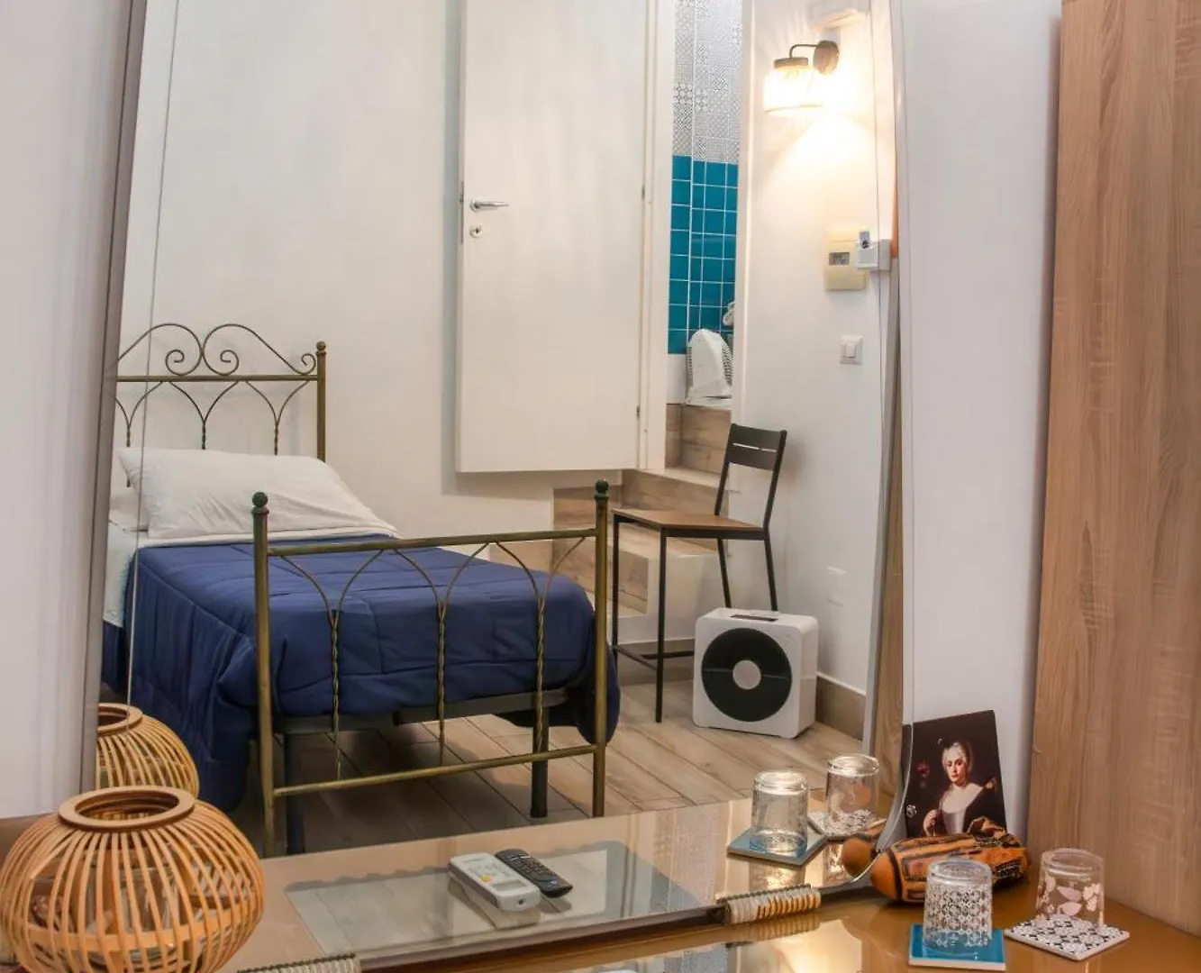 ** Bed & Breakfast B&B Epoche' Naples Italy