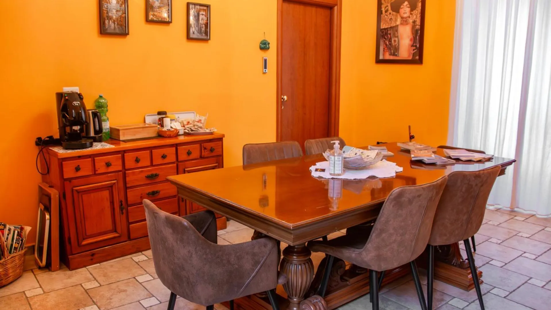 Bed & Breakfast B&B Epoche' Naples